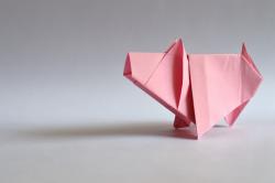 粉色纸折猪