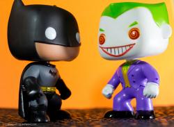 蝙蝠侠和小丑玩具