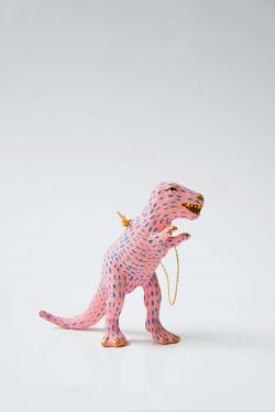 粉色恐龙娃娃挂件
