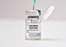 新冠肺炎疫苗瓶子图片素材,高清图片素材