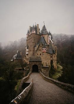 神秘的城堡