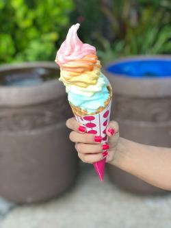 彩色冰淇淋图片素材,高清图片素材